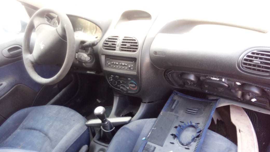  Peugeot 206 2004    EN DESARME